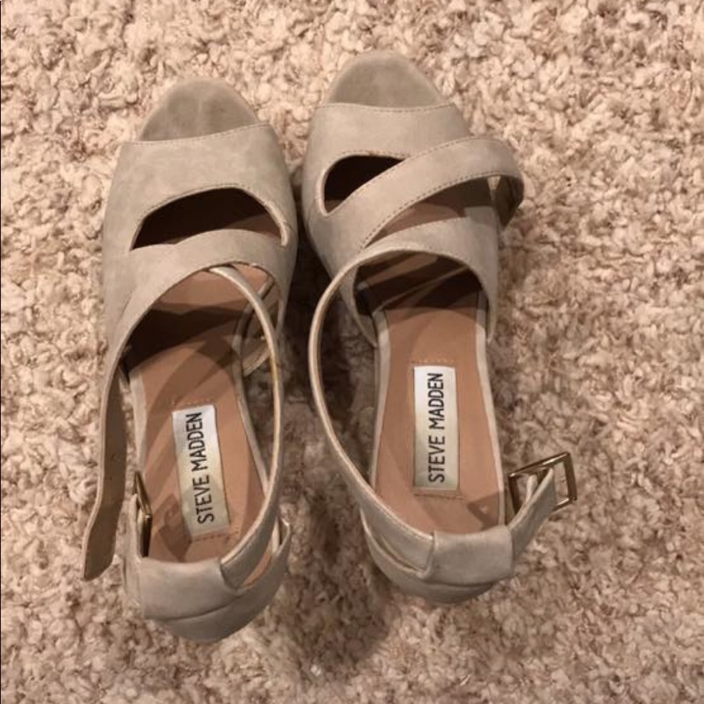 Steve Madden wedges - Picture 2 of 3